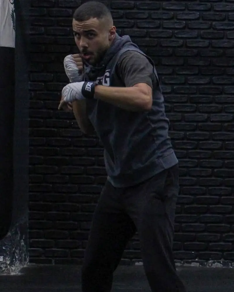 Coach Abdelrahman Magdy boxing training